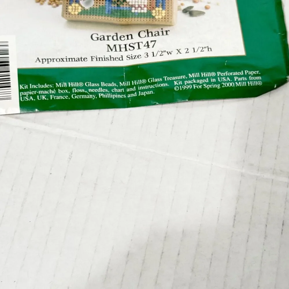2 Garden Chair MHST47 Mill Hill Holiday Simple Treasures II Cross Stitch Kit Box